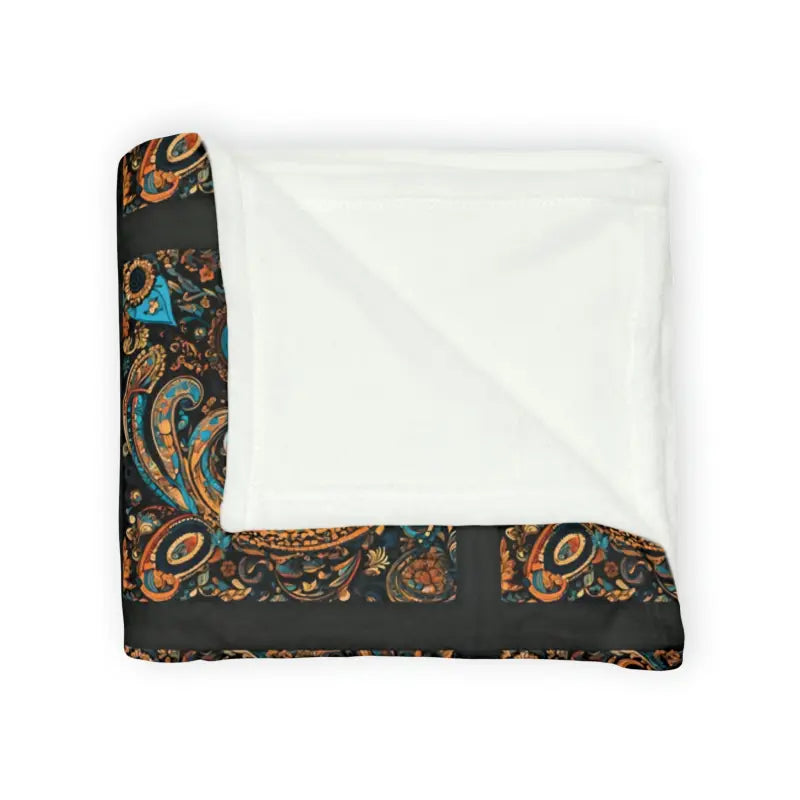 Indulge in Luxury with a Soft Polyester Paisley Blanket - Home Decor