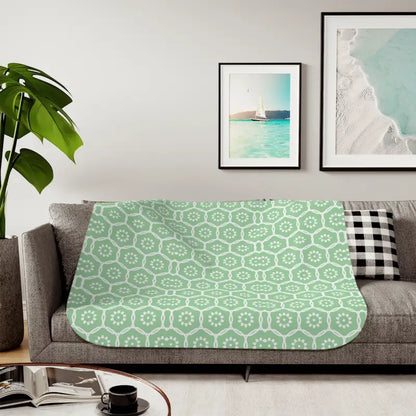 Chic Comfort: Pastel Green Sherpa Blanket with Abstract Flair - 50’’ × 60’’ / Beige Home Decor