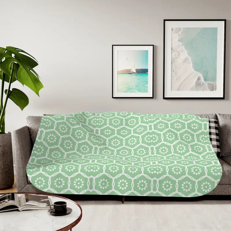 Chic Comfort: Pastel Green Sherpa Blanket with Abstract Flair - 60’’ × 80’’ / Grey Home Decor