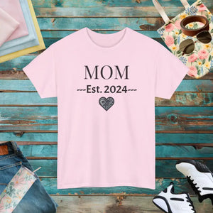 Mom Unisex Heavy Cotton Tee 2024 New Parent Gift - Dipaliz - T-shirts