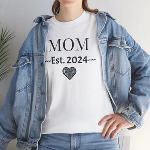 Mom Unisex Heavy Cotton Tee 2024 New Parent Gift - Dipaliz - T-shirts
