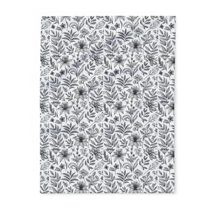 Floral Arctic Fleece Blanket - Elegant Monochrome Warmth - Dipaliz - Blankets