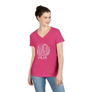 Eco-friendly Muir Forest V-neck Adventure Tee - Dipaliz - T-shirts