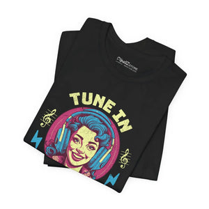 Soft Unisex Jersey Short Sleeve Music Lover Tee - Dipaliz - T-shirts
