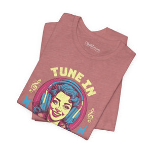 Soft Unisex Jersey Short Sleeve Music Lover Tee - Dipaliz - T-shirts