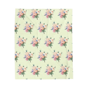 Pastel Floral Bouquet Plush Blanket Soft Velveteen Comfort - Dipaliz - 50’’ × 60’’ - Blankets
