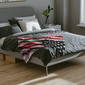 Patriotic Velveteen Blanket - Ultra Soft Velvet Comfort - Dipaliz - Blankets