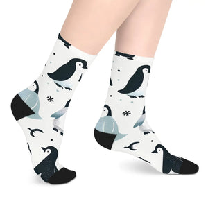 Vibrant Penguin Socks - Eco-friendly Gifts for Her - Dipaliz