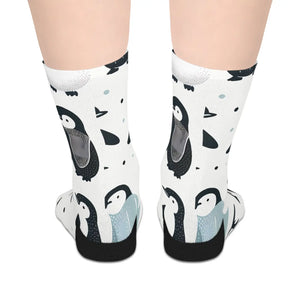 Vibrant Penguin Socks - Eco-friendly Gifts for Her - Dipaliz
