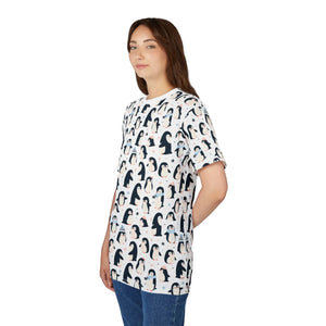 Unisex T-shirt - Penguins Snowflakes Design - Dipaliz - T-shirts