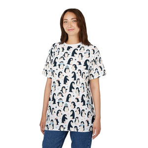 Unisex T-shirt - Penguins Snowflakes Design - Dipaliz - T-shirts