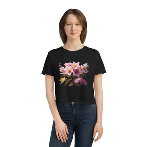 T-shirt - Pink Flowers Flowy Cropped Tee - Stylish Comfort - Dipaliz