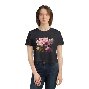 T-shirt - Pink Flowers Flowy Cropped Tee - Stylish Comfort - Dipaliz