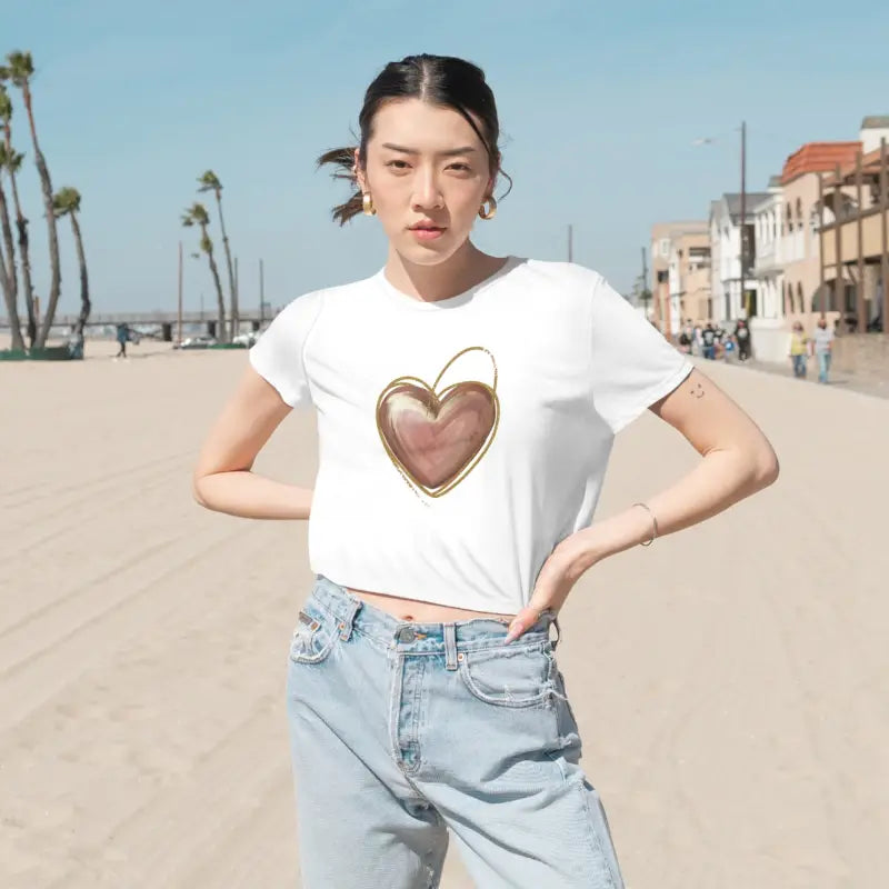 Chic Flowy Cropped Tee with Pink Heart & Gold Lining - T-shirt