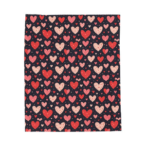 Heart Print Velveteen Plush Blanket – Cozy Sophistication - Dipaliz - Blankets