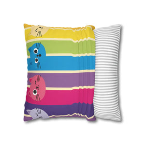 Banded rainbow colourways on the cats in this DipaliZ pattern