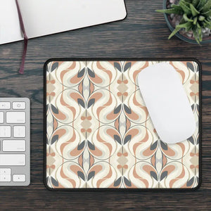 Retro Floral Gaming Mouse Pad - Beige Peach Geometric Design - Dipaliz - Rectangle / 9’’ × 7’’ - Computer Accessories