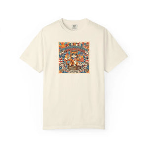 Retro Surf Cat T-shirt, ?Catch the Spirit’ Vintage Beach Graphic - T-shirts - m