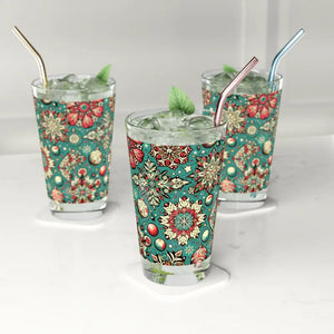Christmas Snowflakes Pint Glass - Festive Holiday Drinkware - Dipaliz - 16oz - Beer Glasses