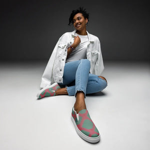 Stylish Canvas Shoes - Green Triangles Women’s Slip - Dipaliz - Sneakers