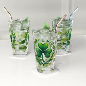 Shamrock Pint Glass - Chic St. Patrick’s Day Drinkware - Dipaliz - 16oz - Beer Glasses