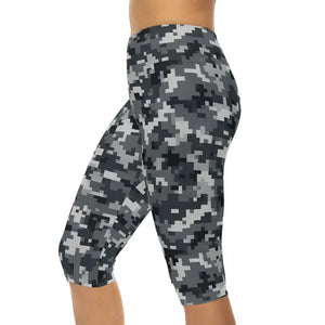 Women Capri Leggings - Stylish Camouflage Casual Wear - Dipaliz