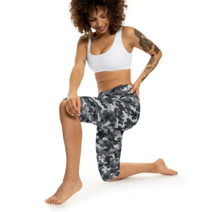 Women Capri Leggings - Stylish Camouflage Casual Wear - Dipaliz