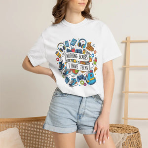 Relaxed Graphic Tee Nothing Scares i have Teens - Dipaliz - T-shirts
