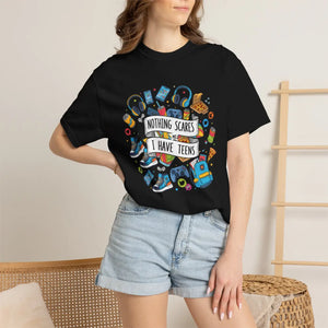 Relaxed Graphic Tee Nothing Scares i have Teens - Dipaliz - T-shirts