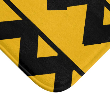 Zigzag Yellow Bath Mat: Luxe Style for your Bathroom Oasis - Home Decor