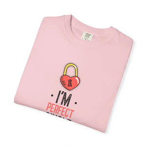 Unisex Garment Dyed i am Perfect Single Tee - Dipaliz - T-shirts