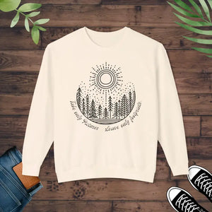 Lightweight Crewneck Sweatshirt for Nature Lovers - Dipaliz - Ivory / s - Sweatshirts