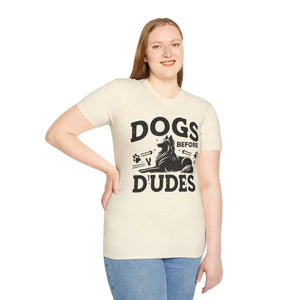 Unisex Softstyle T-shirt - Dogs Before Dudes Graphic - Dipaliz - T-shirts