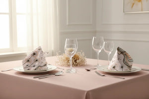 Woman Blowing Dandelions – Set of 4 Polyester - Dipaliz - Cloth Napkins
