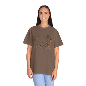 Relaxed Garment Dyed Tee - Woman and Dandelions - Dipaliz - T-shirts