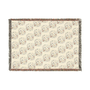 Generous grid spacing of the flowers on the DipaliZ woven throw